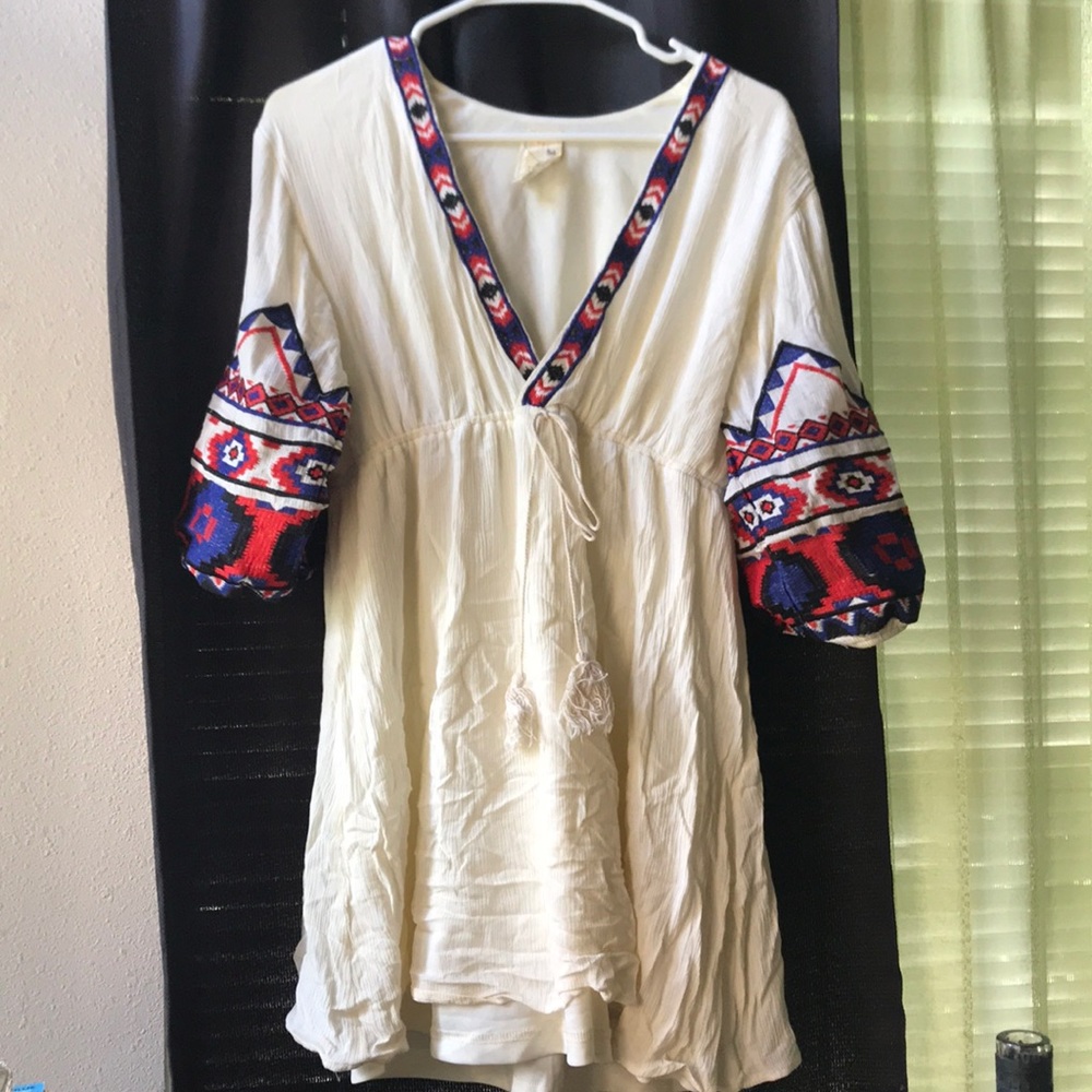 Cream mini dress with tribal sleeve